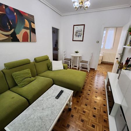 Apartamento Resiliencia Apartment Логроньо Екстериор снимка